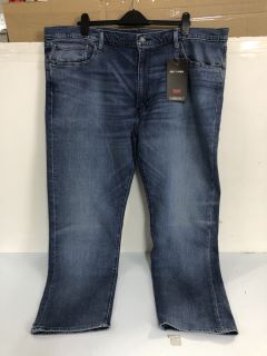 LEVIS PREMIUM 502 TAPER JEANS - SIZE 46 X 34 (682855)