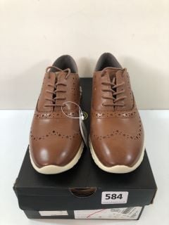 COLE HAAN ZEROGRAND WINGOX CLII SHOES - SIZE 4.5 (682720)