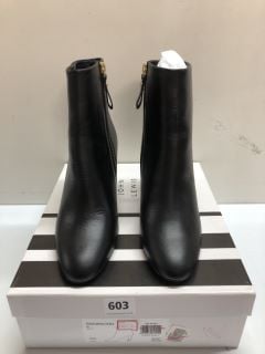 JOHN LEWIS PADDINGTON BLACK BOOTS - SIZE 6 (666660)