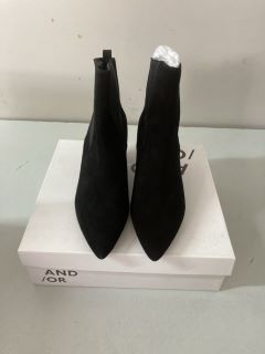 JOHN LEWIS ROBBIE BLACK BOOTS - SIZE 8 (666660)