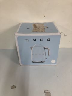 SMEG VARIABLE TEMPERATURE KETTLE (RRP £179.00)