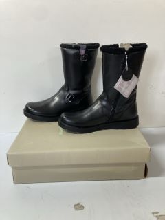 JOHN LEWIS LEIA 2 BLACK BOOTS - SIZE: 4 (611276)