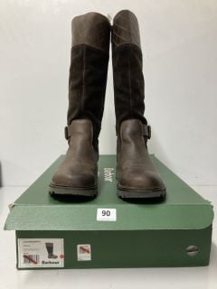 BARBOUR FAREHAM BROWN BOOTS - SIZE: 8 RRP.£139 (681370)