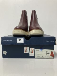 COLE HAAN OG PLATFORM CHELSEA BOOTS - SIZE: 7 - RRP.£80 (681370)