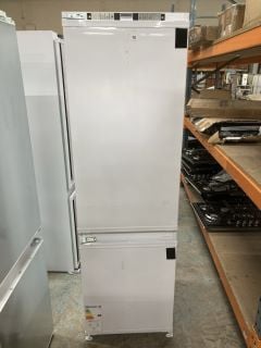 GRUNDIG INTEGRATED FRIDGE FREEZER MODEL: GKFED473 (EX DISPLAY)