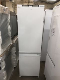 GRUNDIG INTEGRATED FRIDGE FREEZER MODEL NO: GKFED473 (EX DISPLAY)