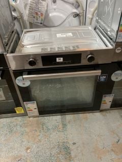 BEKO INTEGRATED SINGLE OVEN MODEL: BBIE22300XFP (EX DISPLAY)