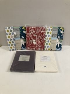 5 X BEDDING ITEMS TO INCLUDE KING SIZE COTTON DUVET COVER SET (CAGE NUMBER 712299)