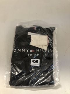 TOMMY HILFIGER BOYS ESSENTIAL LOGO T-SHIRT BLACK SIZE: BOYS 10 YEARS