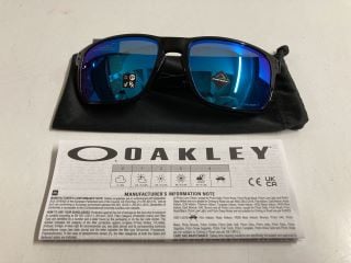 PAIR OF OAKLEY HOLBROOK 17 SUNGLASSES