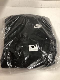 NIKE NSW ESSENTIAL FUNNEL HOODY IN BLACK SIZE M