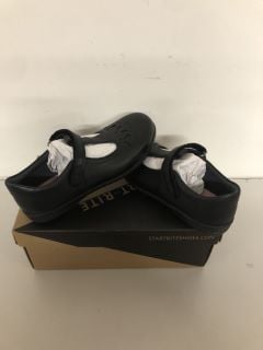 START RITE POPPY SHOES IN BLACK LEATHER SIZE L1 F