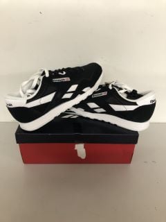 REEBOK CL NYLON MEN'S TRAINERS UK SIZE 11