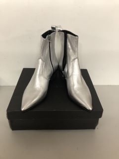 MINT VELVET SILVER BOOTS