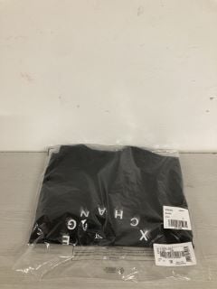 ARMANI EXCHANGE T SHIRT IN BLACK SIZE S