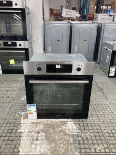 ZANUSSI SINGLE ELECTRIC OVEN MODEL ZOHCX3X2 RRP £359 (EX-DISPLAY)