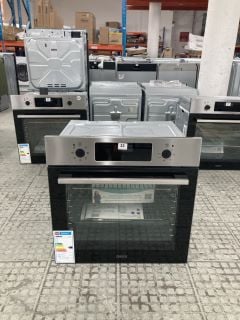 ZANUSSI SINGLE ELECTRIC OVEN MODEL ZOHCX3X2 RRP £359 (EX-DISPLAY)