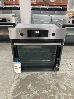 ZANUSSI SINGLE ELECTRIC OVEN MODEL ZOHCX3X2 RRP £359 (EX-DISPLAY)