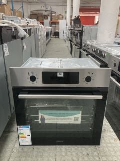 ZANUSSI SINGLE ELECTRIC OVEN MODEL ZOHCX3X2 RRP £359 (EX-DISPLAY)