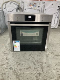 NEFF SINGLE ELECTRIC OVEN MODEL B3CCC0AN0B RRP £579 (EX-DISPLAY)