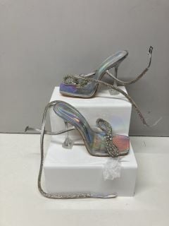 PUBLIC DESIRE SHOES SIZE 4