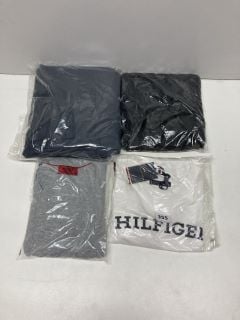 CLOTHING TO INCLUDE A TOMMY HILFIGER T SHIRT SIZE 16