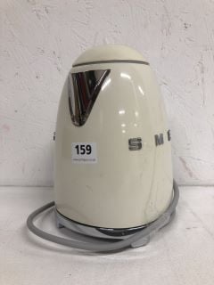 SMEG KETTLE CREAM