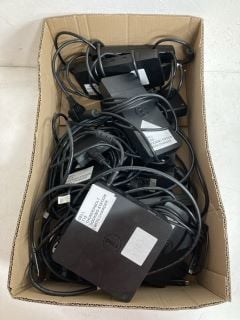 QTY OF DELL THUNDERBOLT DOCKING STATIONS