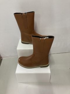 JOHN LEWIS ISOBEL 2 TAN BOOTS SIZE: 31(628558)