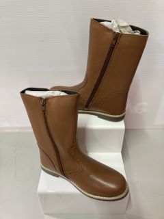 JOHN LEWIS ISOBEL 2 TAN BOOTS SIZE: 34(628558)