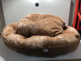 FLUFFY DOG BED AND PILLOW