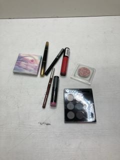 BOX OF WOMEN'S MAKEUP ITEMS