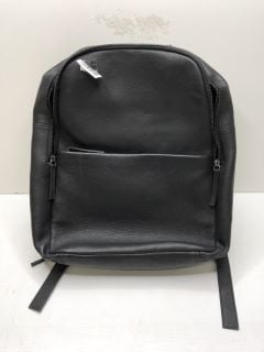 BLACK BACKPACK