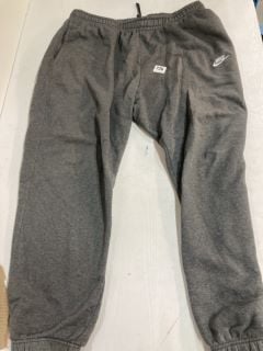 NIKE MENS TRACKSUIT BOTTOMS UK SIZE XXL