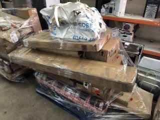 PALLET OF ITEMS INCL. BOWFLEX SELECTTECH DUMBBELL