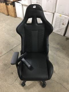 CORSAIR GAMING CHAIR