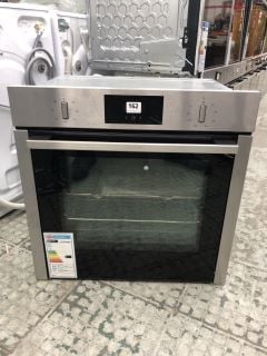 NEFF SINGLE ELECTRIC OVEN MODEL B3CCC0AN0B RRP £579 (EX-DISPLAY)