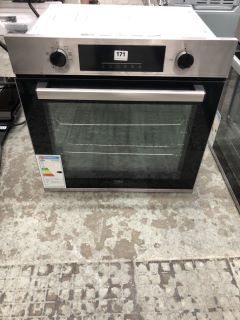 BEKO SINGLE ELECTRIC OVEN MODEL BBIE23300XFP RRP £319 (EX-DISPLAY)