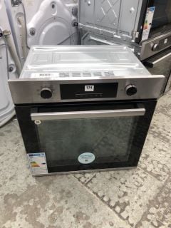 BEKO SINGLE ELECTRIC OVEN MODEL BBIE23300XFP RRP £319 (EX-DISPLAY)