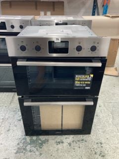 ZANUSSI DOUBLE ELECTRIC OVEN MODEL ZKHNL3X1 RRP £509 (EX-DISPLAY)