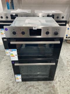 ZANUSSI DOUBLE ELECTRIC OVEN MODEL ZKHNL3X1 RRP £509 (EX-DISPLAY)