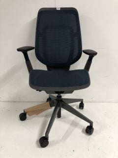 STEELCASE KARMAN RRP: £812