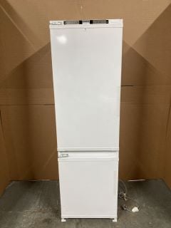 GRUNDIG GKFED473 INTEGRATED 70/30 FRIDGE FREEZER - SLIDING HINGE RRP: £539 (EX DISPLAY)