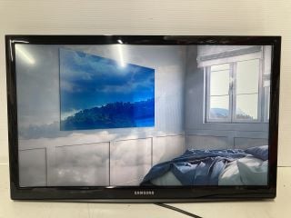 SAMSUNG 24" SMART TV SERIES 4 MODEL: UE24N4300AEXXU (POWER ON) RRP: £169