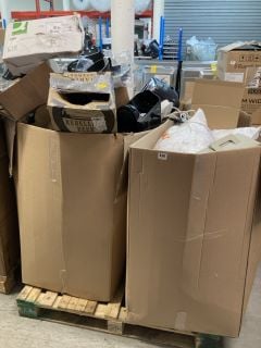 PALLET OF ITEMS INC KITCHEN ACCESSORIES