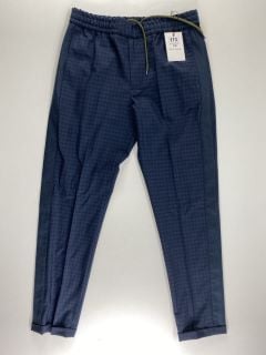 PAUL SMITH MEN'S DRAWCORD TROUSER. SIZE: 32, MADE FROM: 100% WOOL. RRP: £235