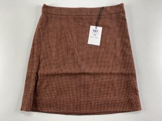 PAUL SMITH WOMEN'S SKIRT. SIZE: 42, MADE FROM: 46% VISCOSE 34% WOOL 17% POLYAMIDE 3% ELASTANE. RRP: £195