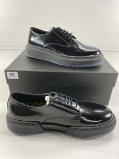 PAUL SMITH MEN'S SHOE SOANE BLACK. SIZE: 9, MADE FROM: MEN'S SHOE 100% COW LEATHER UPPER/RUBBER SOLE. RRP: £385