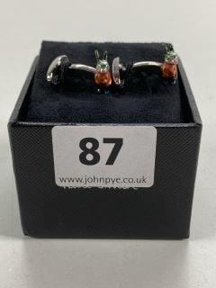 PAUL SMITH MEN'S CUFFLINK BUNNY. MADE FROM: 70 COPPER 30 ZINC WITH 100% ENAMEL PLATED. RRP: £100