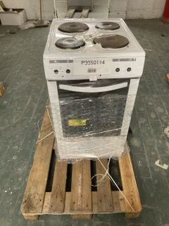 1X PALLET WITH TOTAL RRP VALUE OF £164 TO INCLUDE 1X ESSENTIALS ELECTRIC COOKERS MODEL NO CFSEWH18 (TRADE CUSTOMERS ONLY)